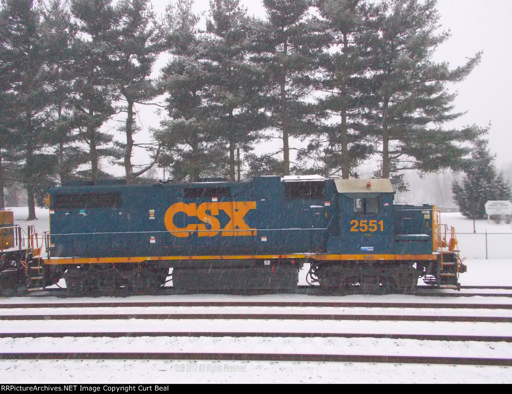 CSX 2551 (2)